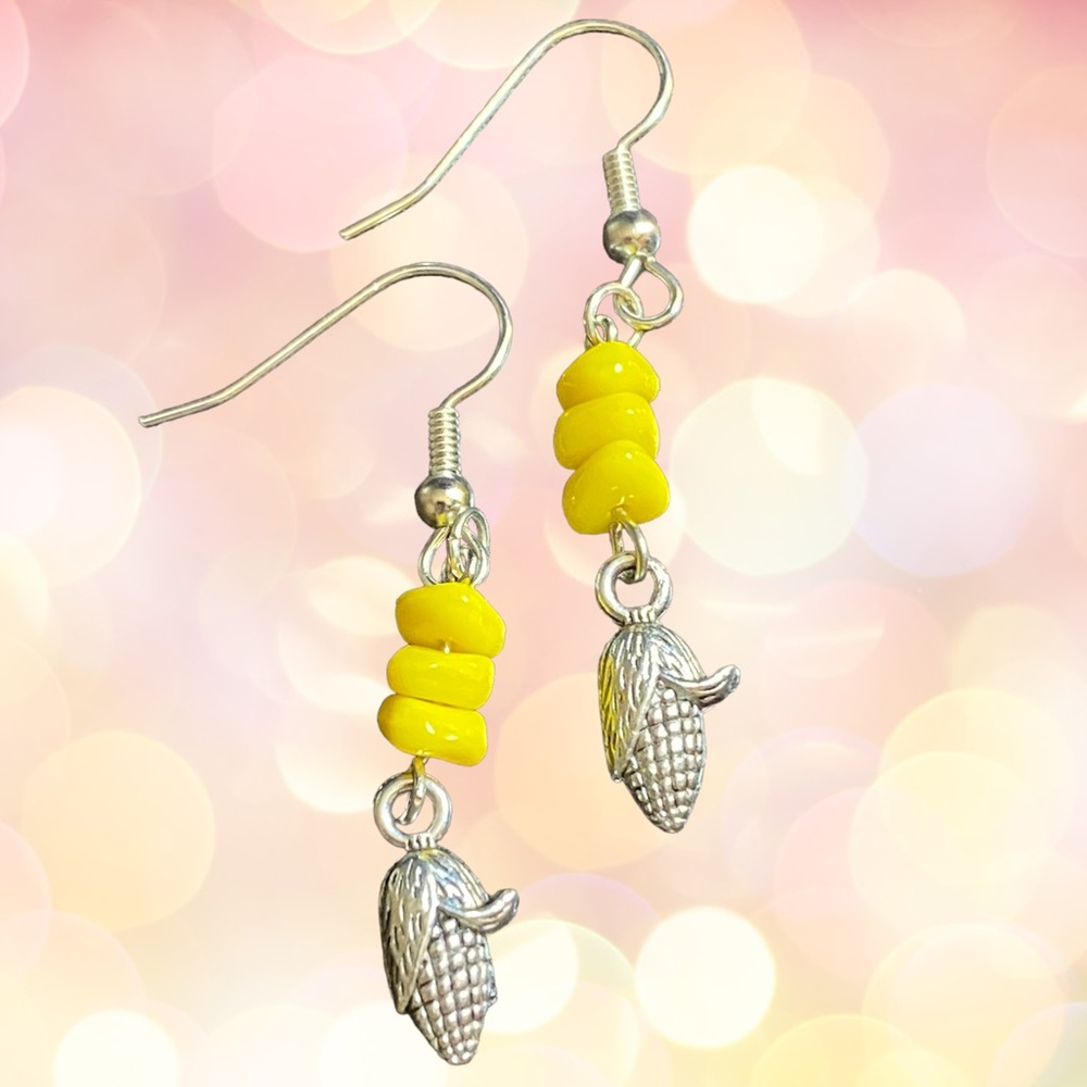 Hand Crafted Corn Earrings Silver Yellow Dangle Pierced Shucked Vegetable Cob - Picture 2 of 6